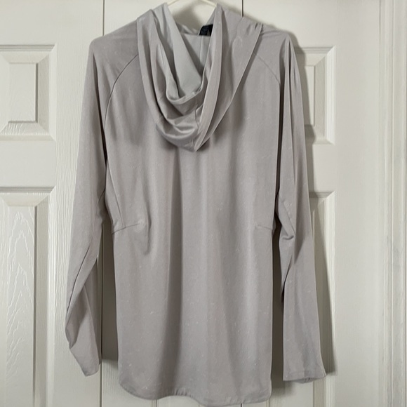 Lululemon Long Sleeve Shirt Size L 🥰🥰 - Picture 2 of 3